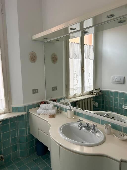 Centro Storico Residenza Di Charme Apartment Римини Екстериор снимка